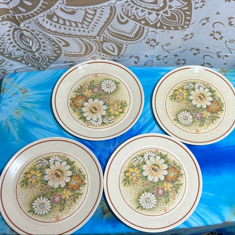 Vintage temper ware Dinner Plate Set of 4